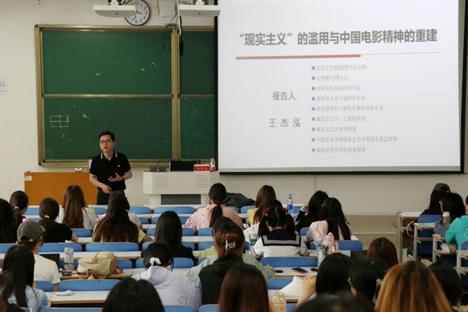图示, 示意图
中度可信度描述已自动生成:ver1